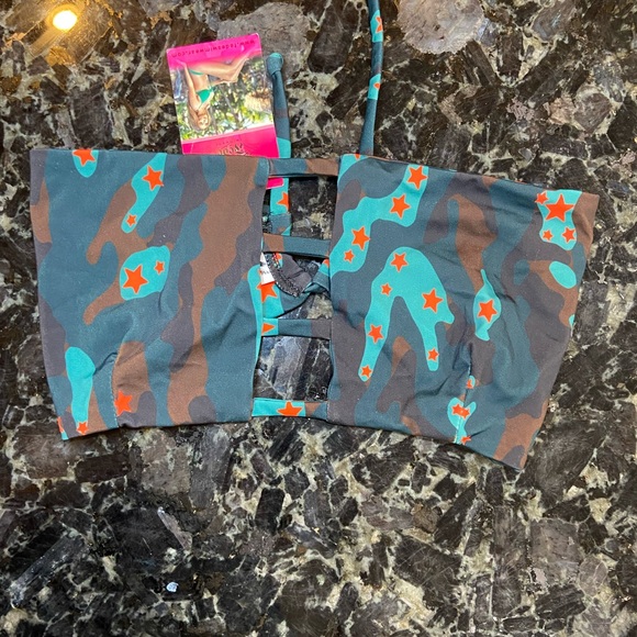 NWT Fede camo print bikini - Picture 5 of 8